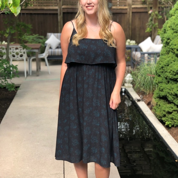 OAK + FORT midi spaghetti strapped flowy navy dress size L - Picture 4 of 4